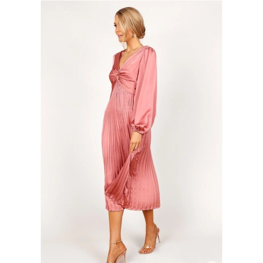 Petal & Pup Women's Noelle Twist Front Pleated Midi Dress Cocktail Size L Blush - Picture 3 of 16